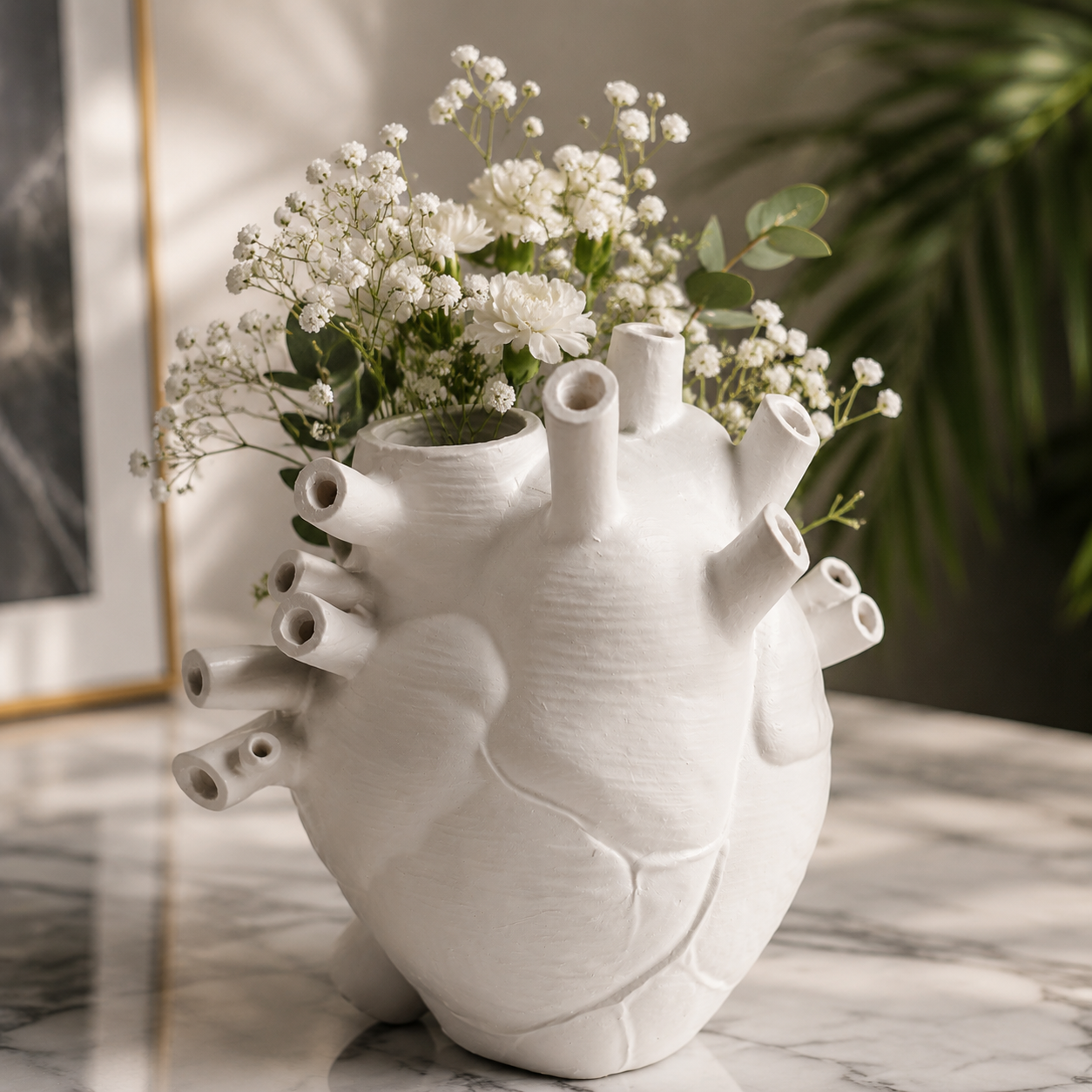 Monstera Deliciosa in a plain pot
