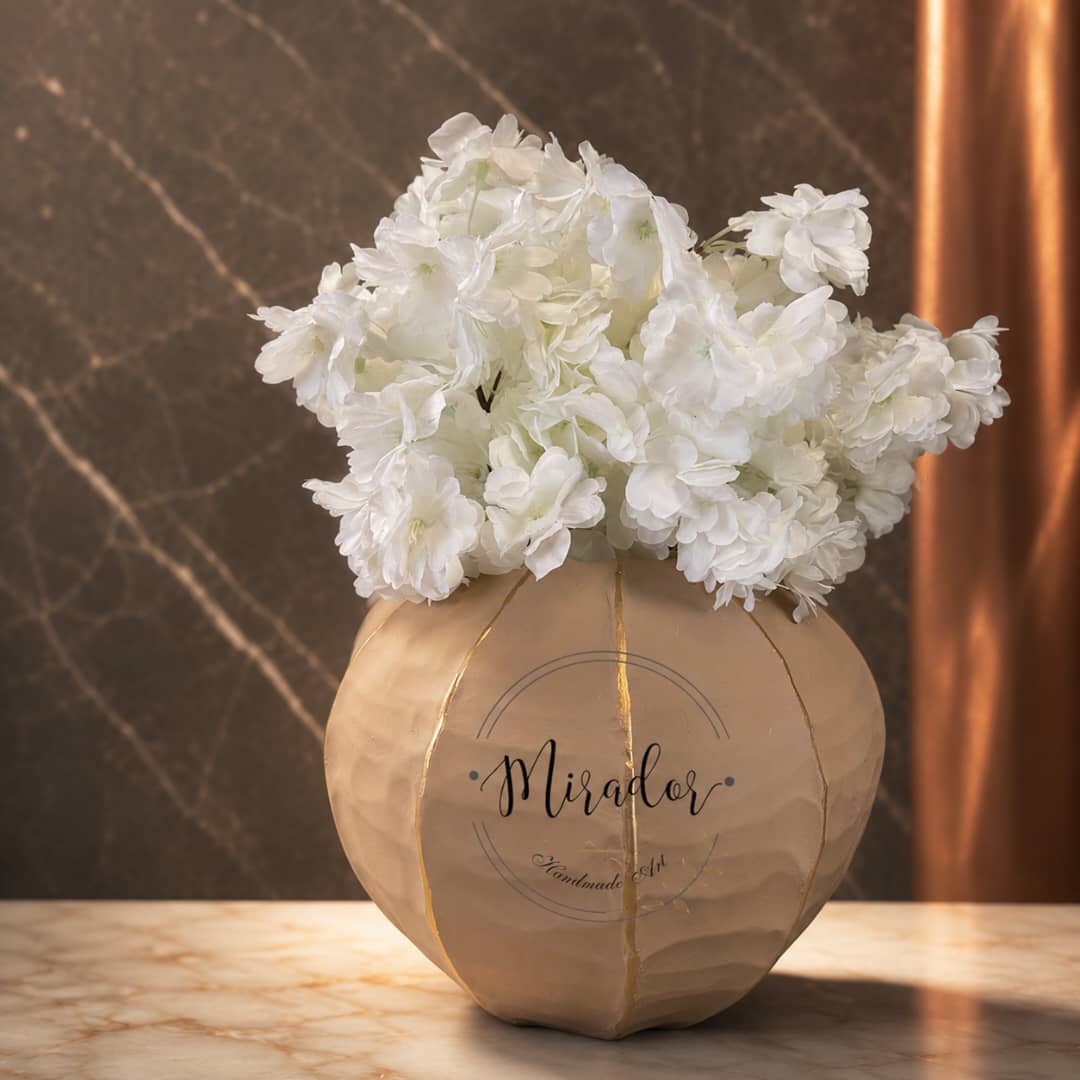 Monstera Deliciosa in a plain pot