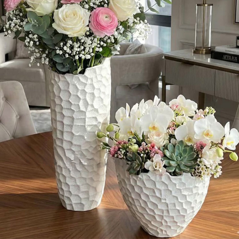 گلدان نسرین