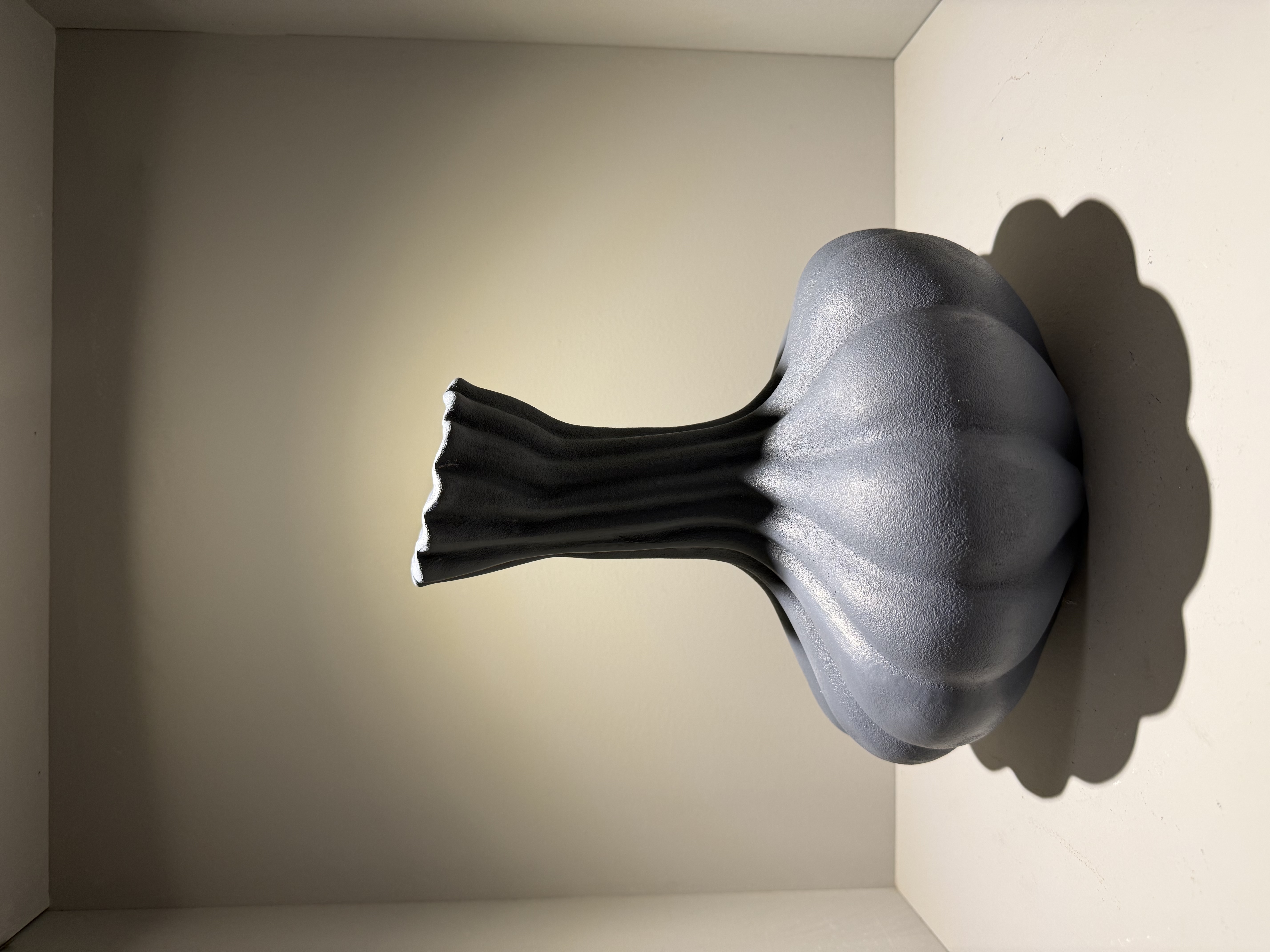 گلدان آترین