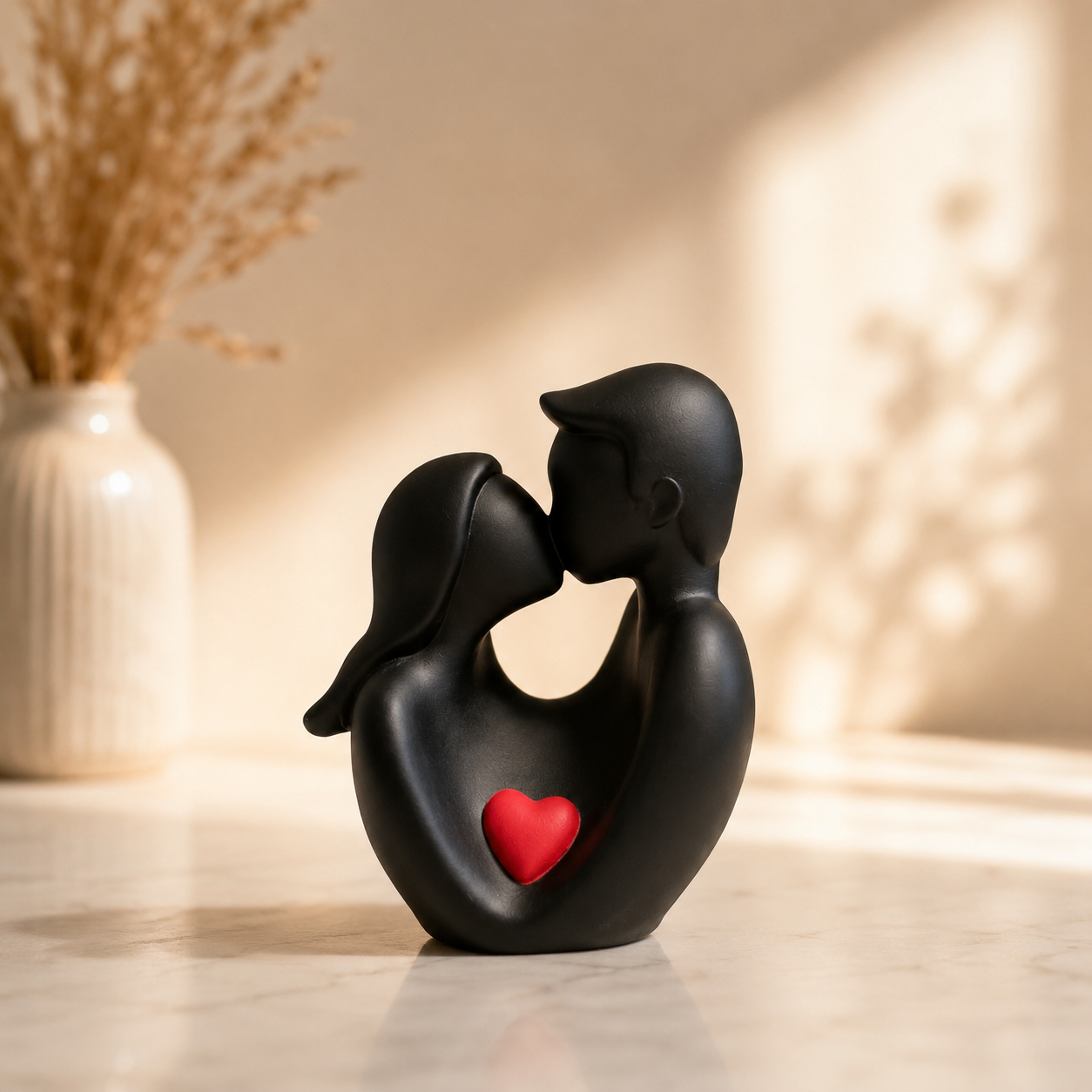 مجسمه زوج عاشق قلبی